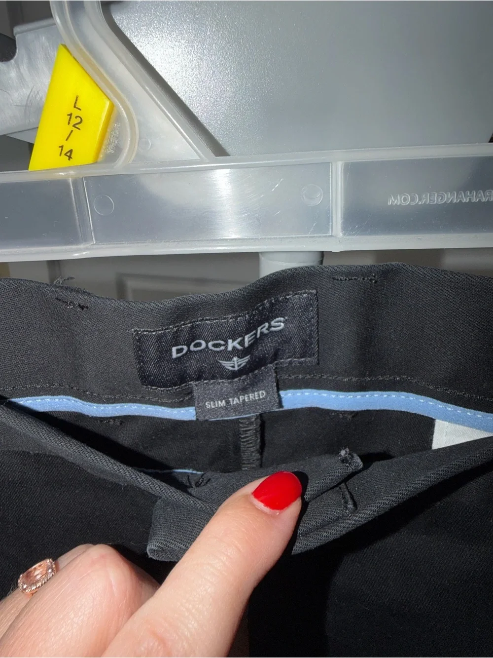 Dockers tailored black